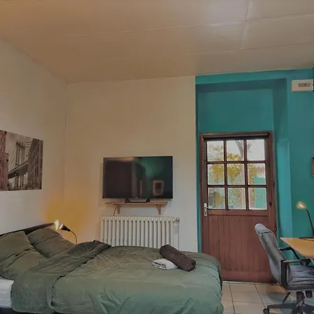 Apartment Sur Jardin